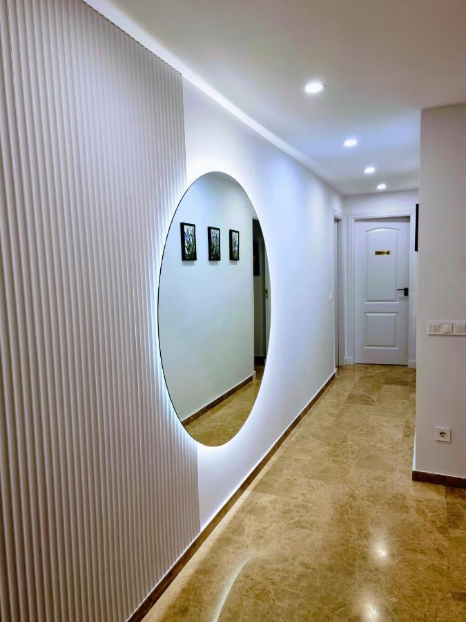 Luxury Blue Coast Seaside Retreat Marbella Apartment Bagian luar foto